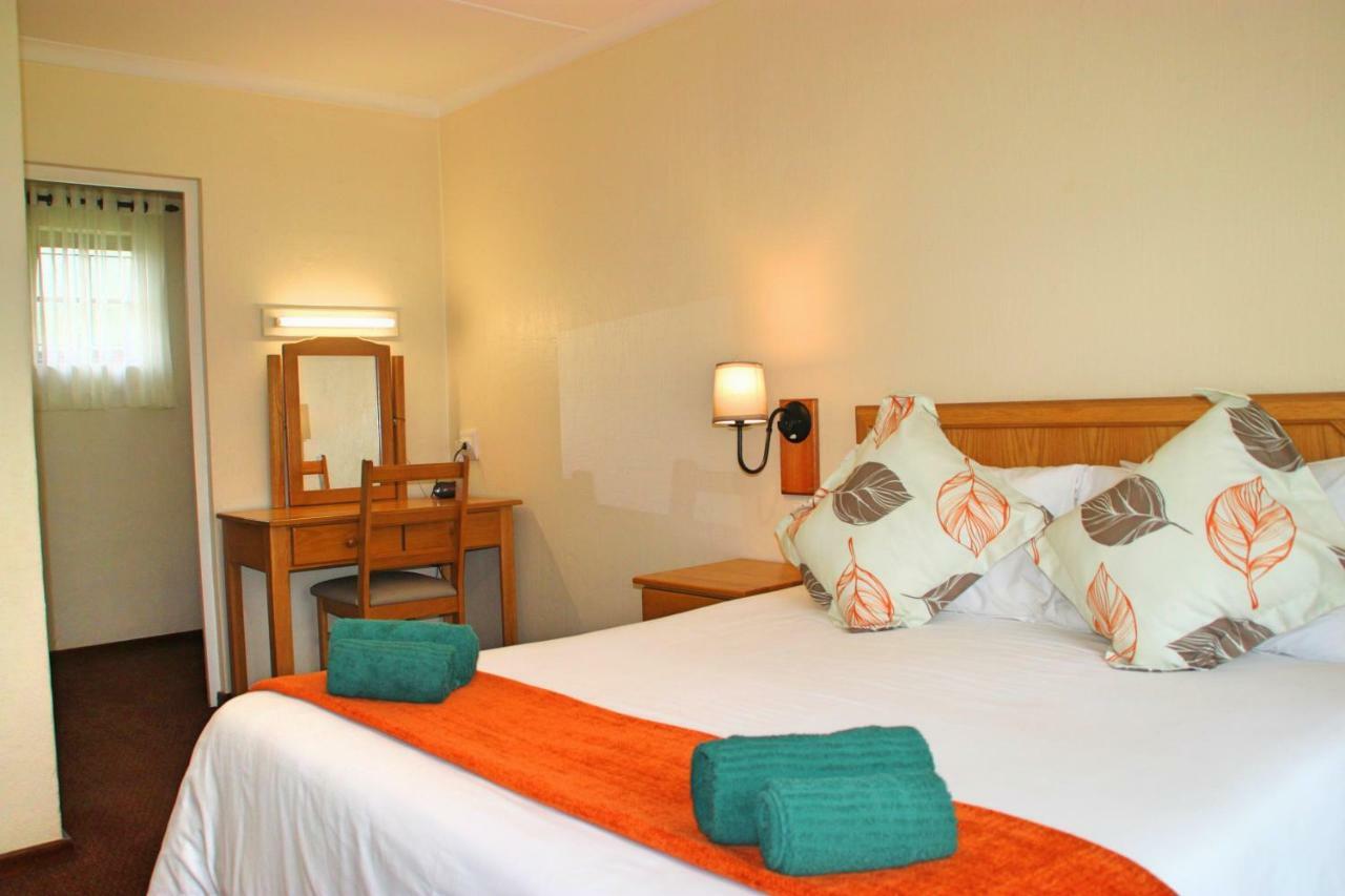 Gooderson Leisure Riverbend Chalets Self Catering And Timeshare Gold Crown Resort Дракенсберг-Гарден Экстерьер фото